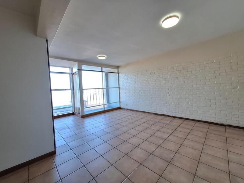 To Let 2 Bedroom Property for Rent in Strand Western Cape